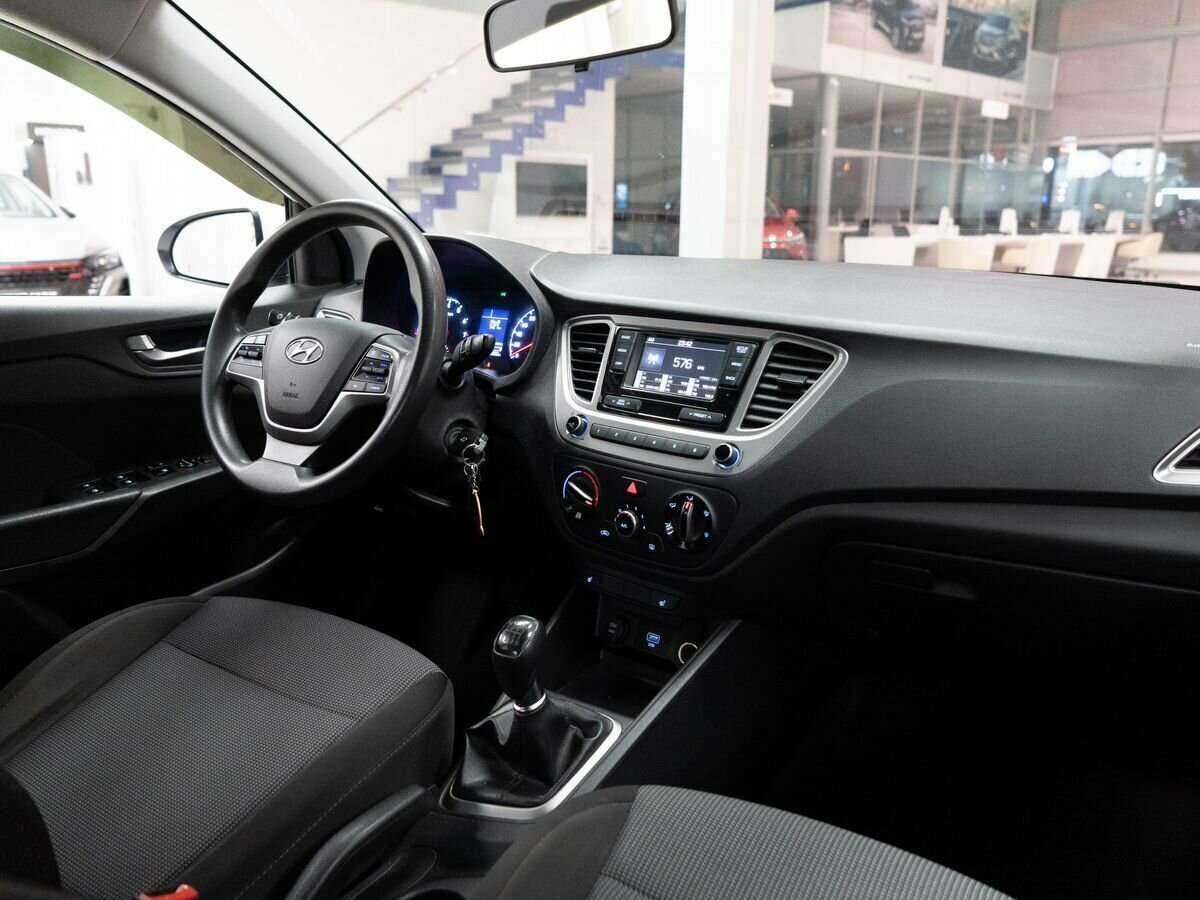 Купить Hyundai Solaris, 2019, 80 089 км, фото №15