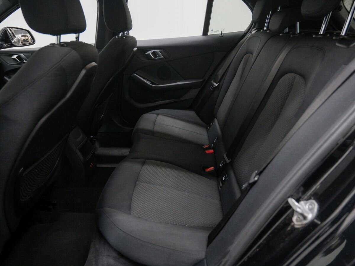 Купить BMW 1 серии 118i, 2019, 158 610 км, фото №12