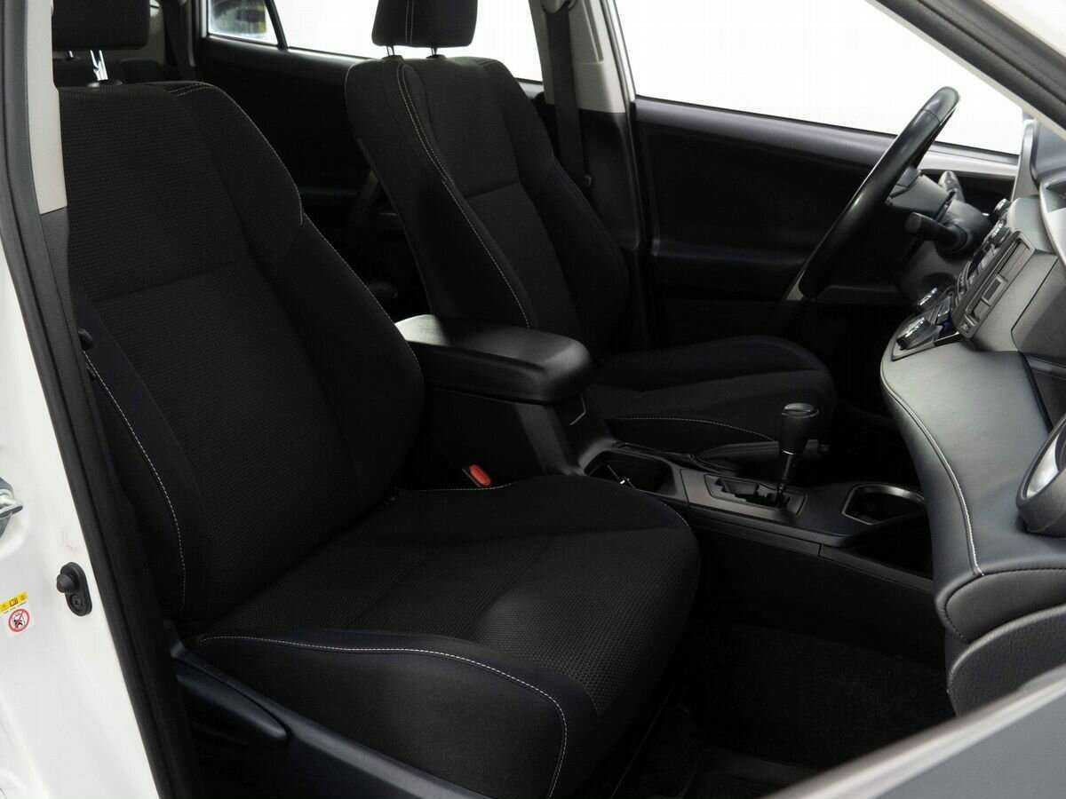 Купить Toyota RAV4, 2018, 46 500 км, фото №8