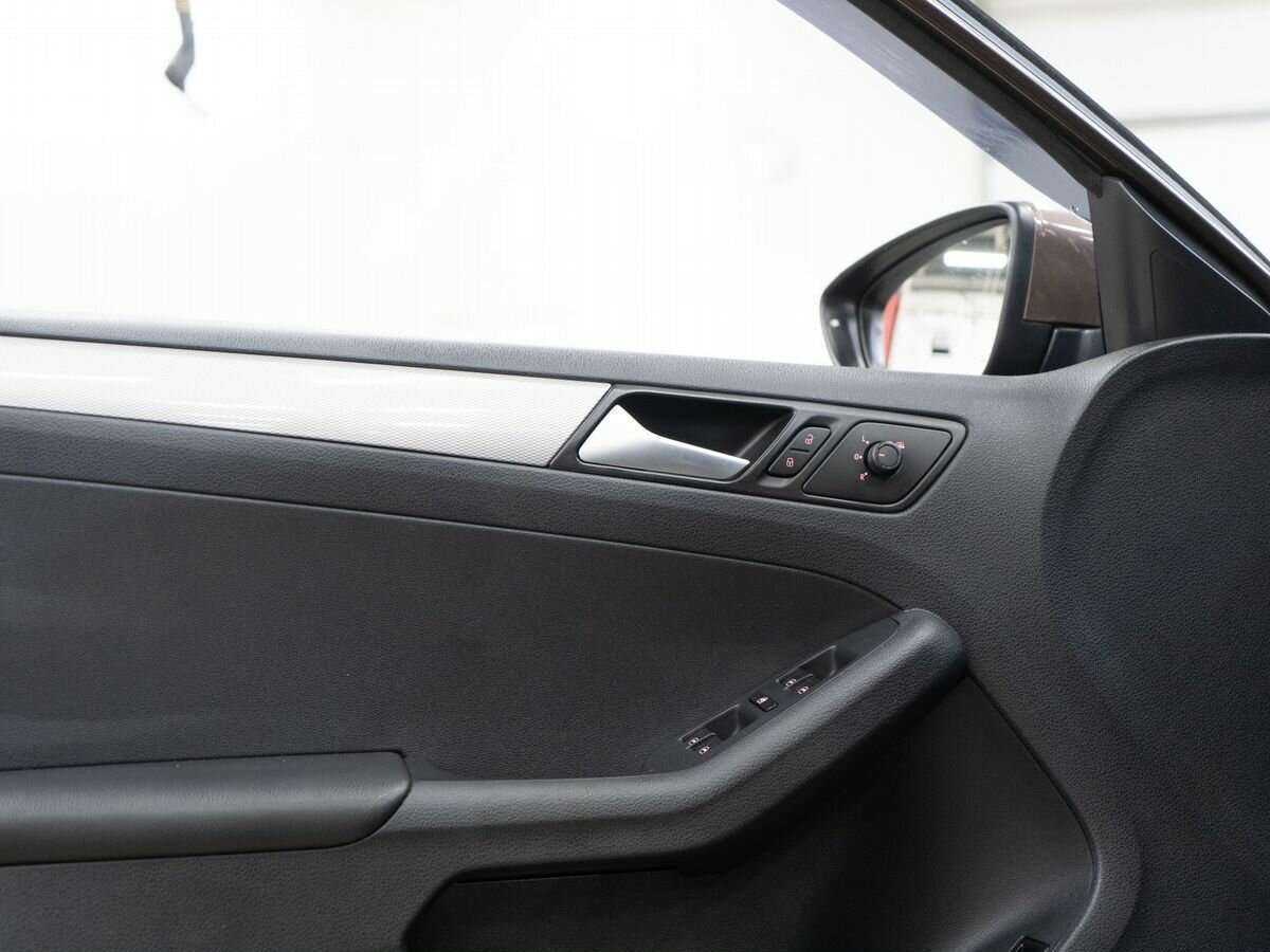 Купить Volkswagen Jetta, 2016, 107 000 км, фото №16