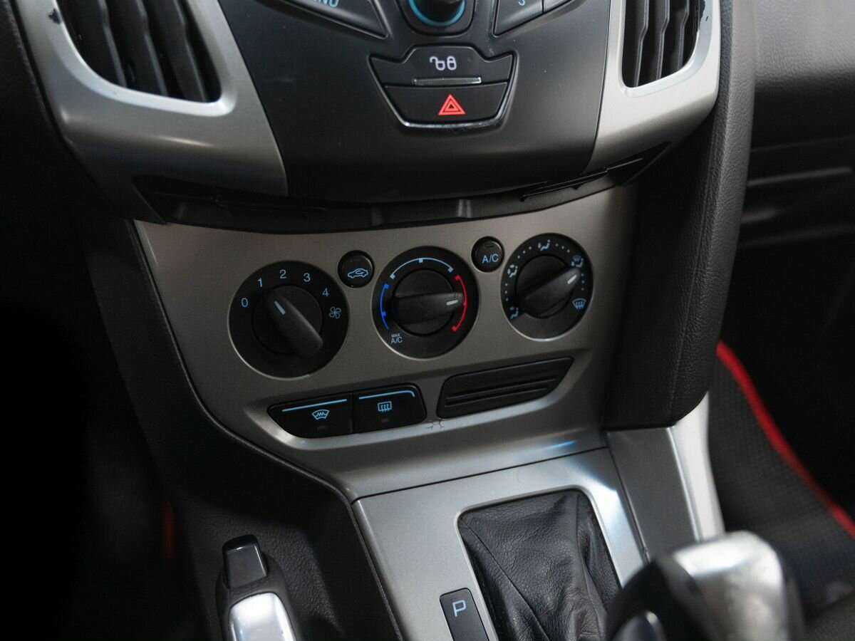 Купить Ford Focus, 2013, 181 539 км, фото №24