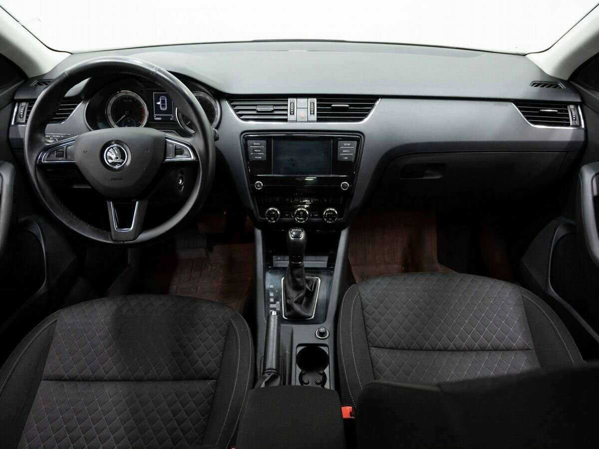 Купить Skoda Octavia, 2017, 123 349 км, фото №12