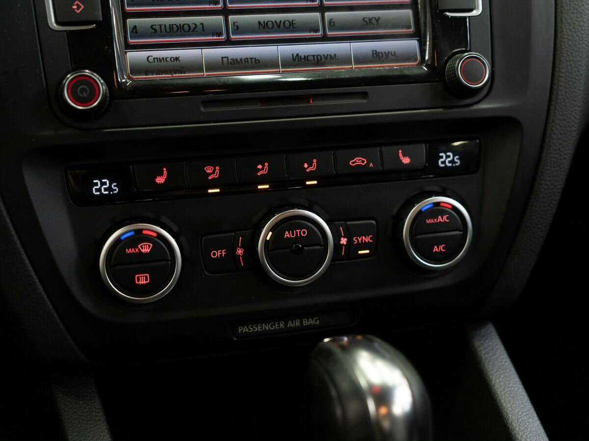 Купить Volkswagen Jetta, 2013, 188 137 км, фото №14