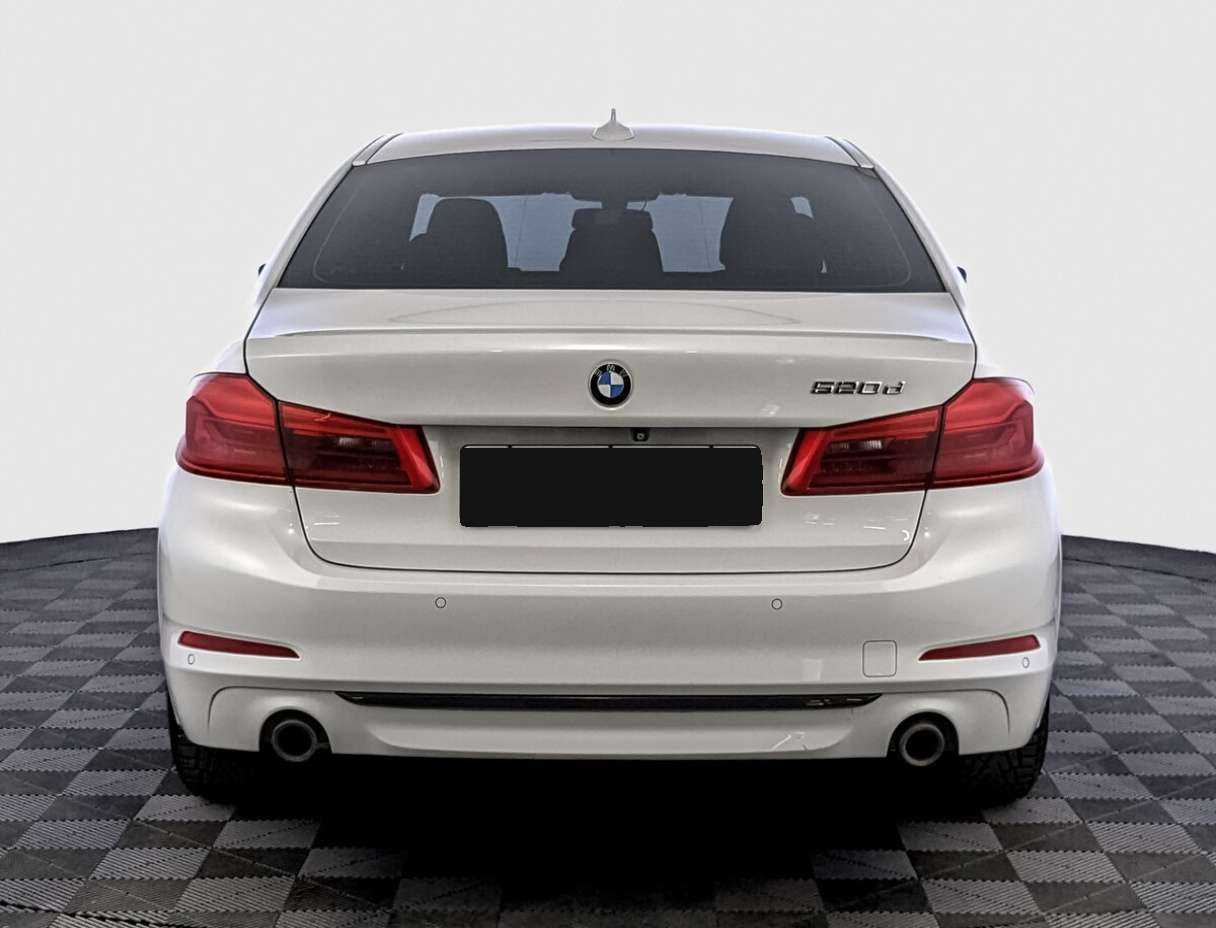 Купить BMW 5 серии 520d, 2017, 141 423 км, фото №6