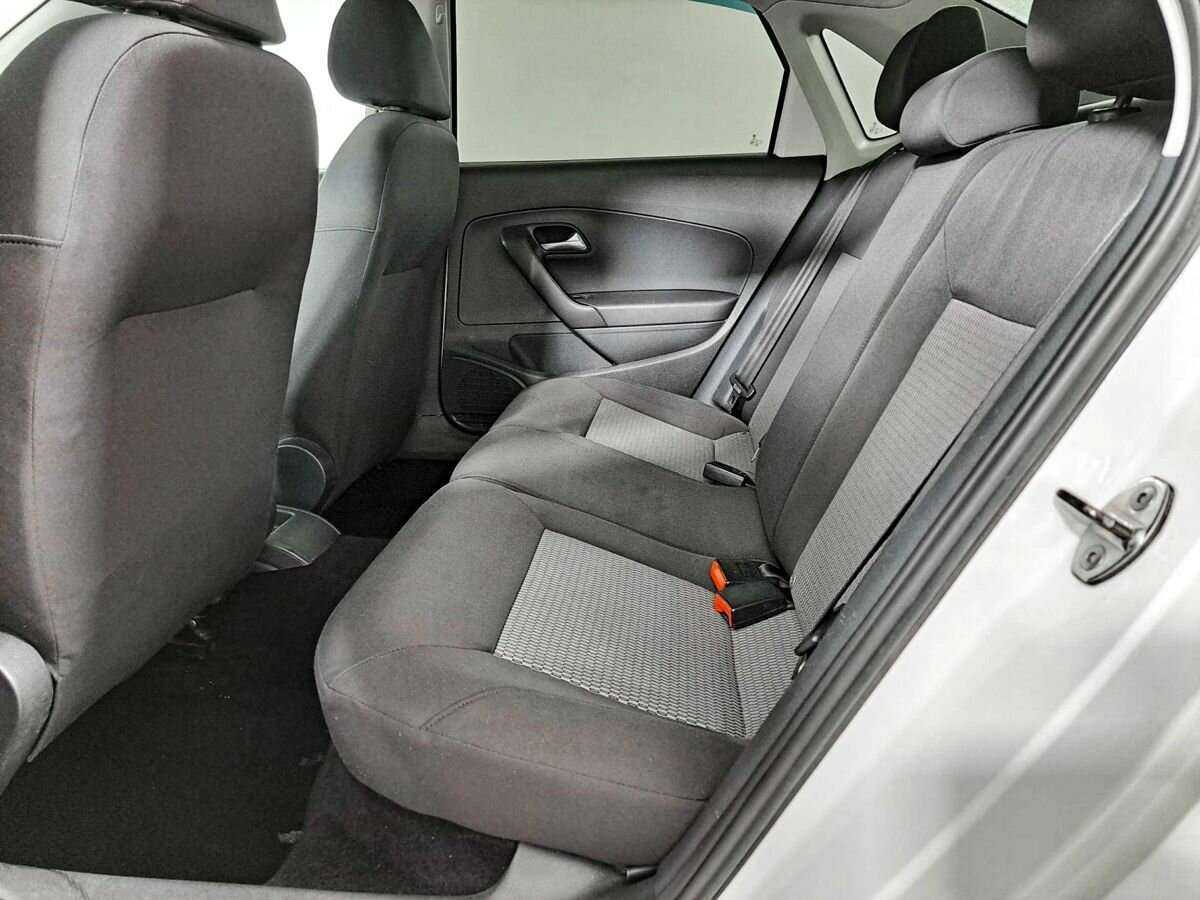 Купить Volkswagen Polo, 2012, 208 516 км, фото №9