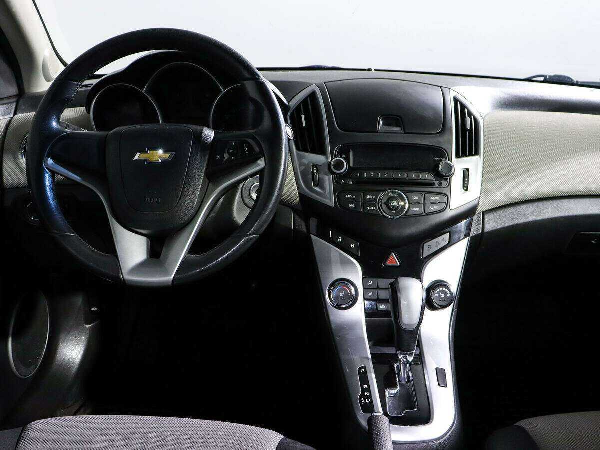 Купить Chevrolet Cruze, 2013, 90 000 км, фото №9