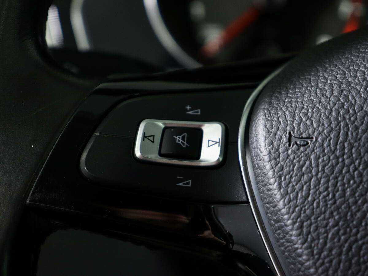 Купить Volkswagen Passat, 2015, 77 500 км, фото №18