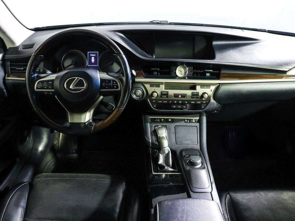 Купить Lexus ES 200, 2016, 121 281 км, фото №9