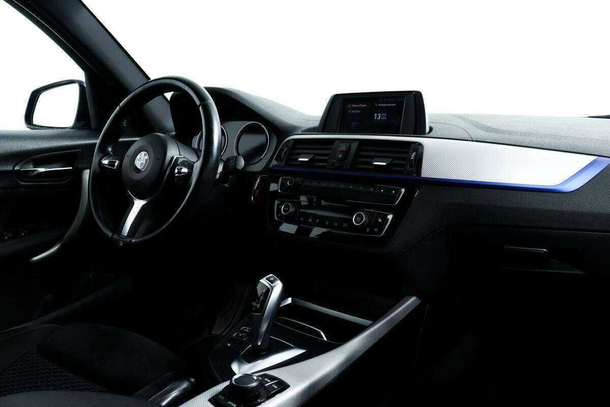 Купить BMW 1 серии 118i, 2018, 112 261 км, фото №9
