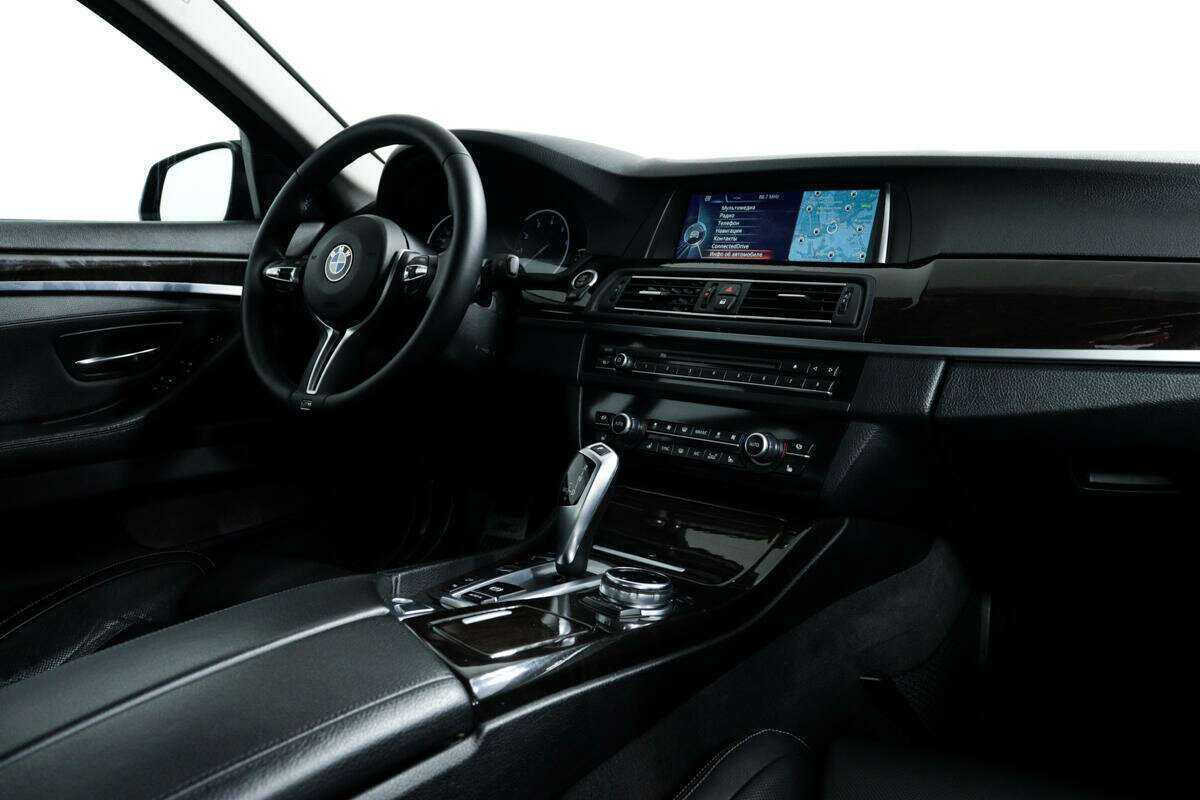 Купить BMW 5 серии 528i xDrive, 2014, 224 670 км, фото №9