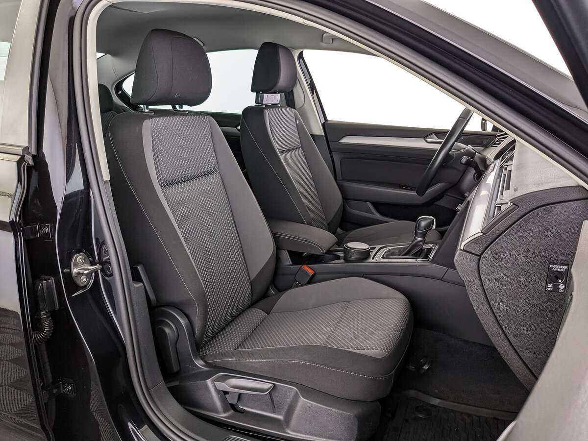 Купить Volkswagen Passat, 2016, 61 012 км, фото №19