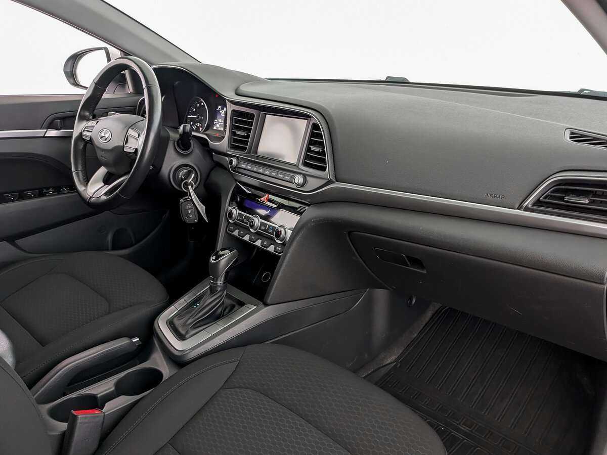 Купить Hyundai Elantra, 2020, 47 171 км, фото №9
