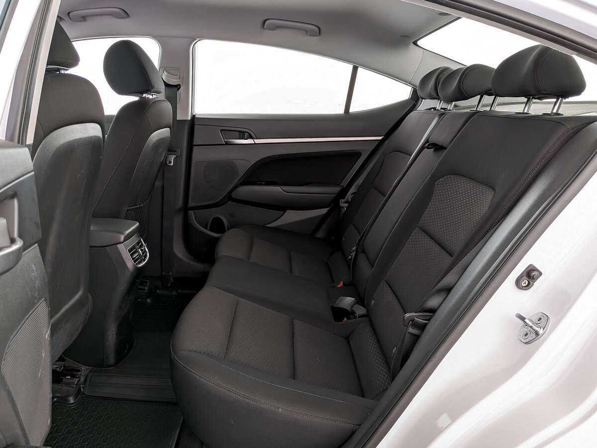Купить Hyundai Elantra, 2020, 47 171 км, фото №10