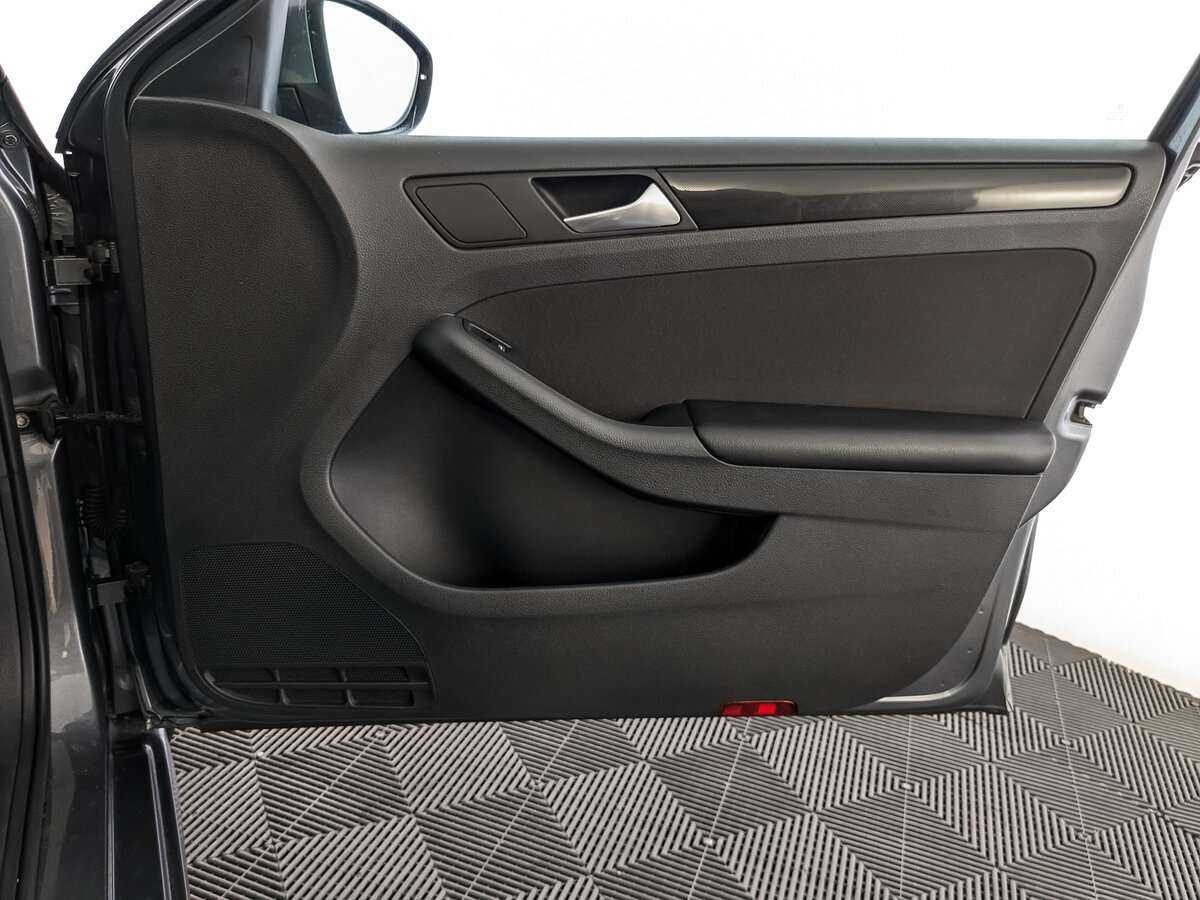 Купить Volkswagen Jetta, 2012, 125 436 км, фото №19