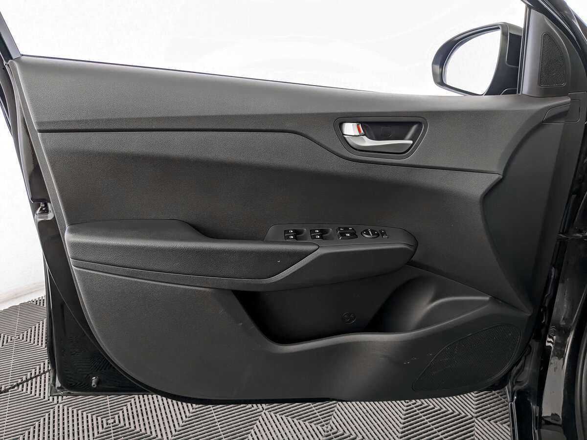 Купить Hyundai Solaris, 2020, 66 000 км, фото №15