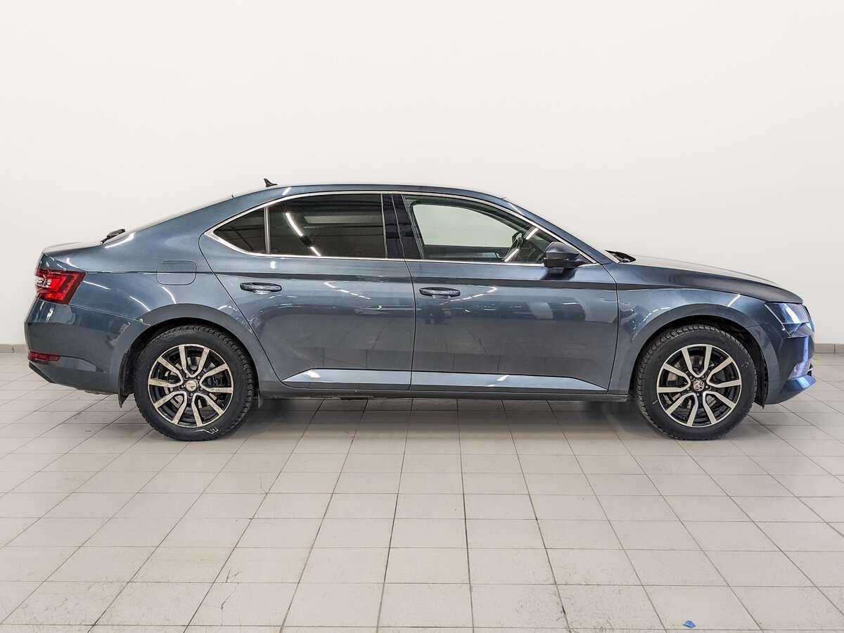 Купить Skoda Superb, 2017, 118 105 км, фото №4