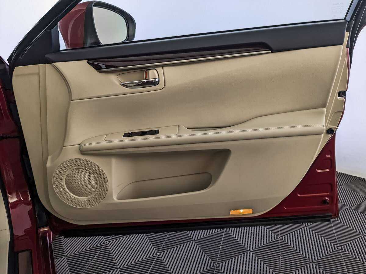 Купить Lexus ES 250, 2013, 141 000 км, фото №20