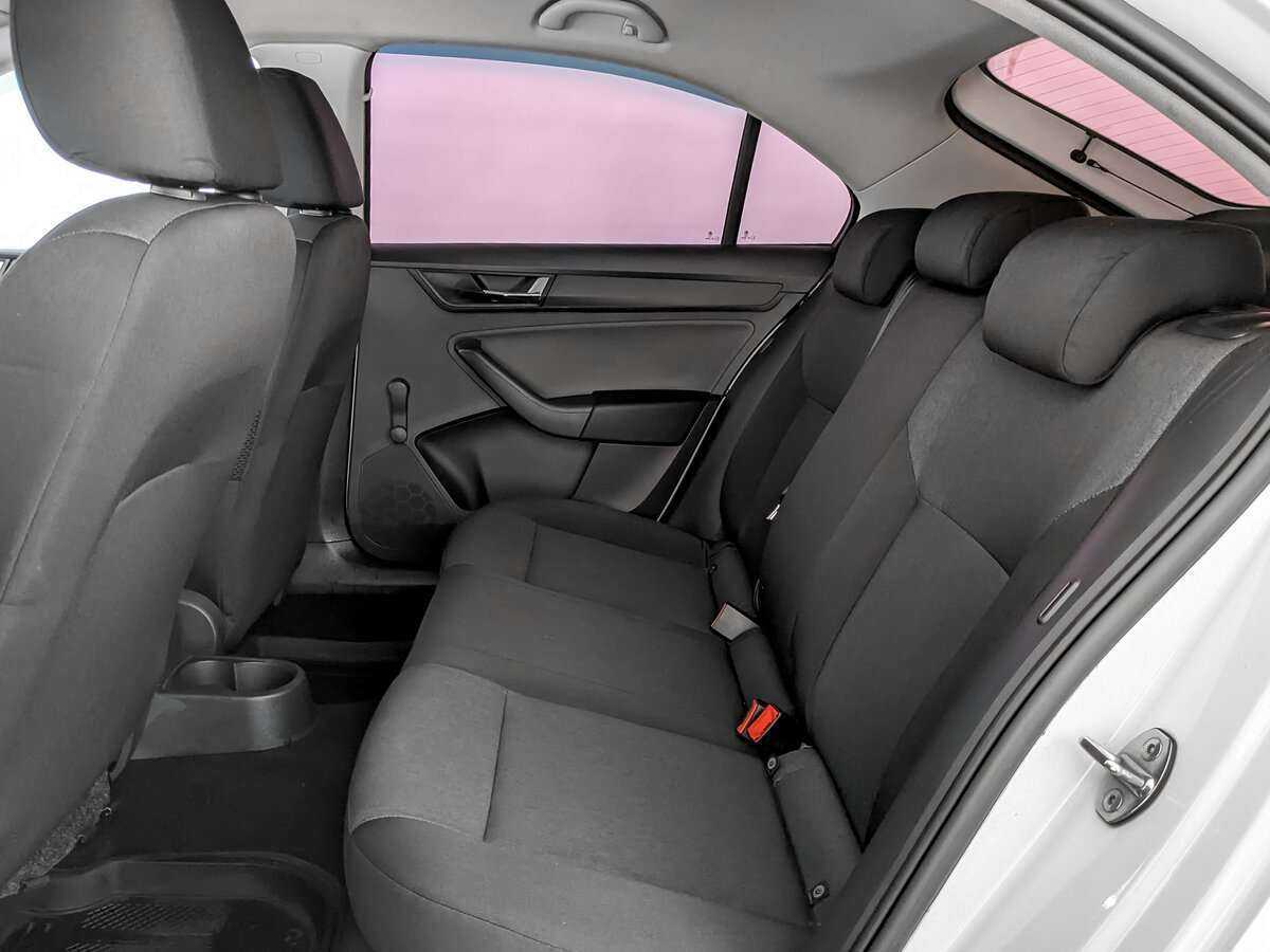 Купить Skoda Rapid, 2017, 132 368 км, фото №10