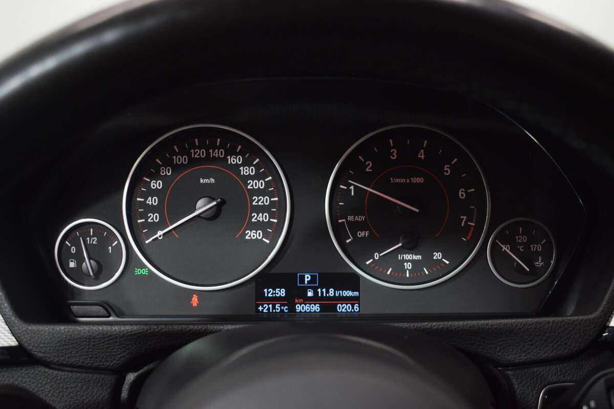 Купить BMW 3 серии 320i xDrive, 2018, 90 687 км, фото №17