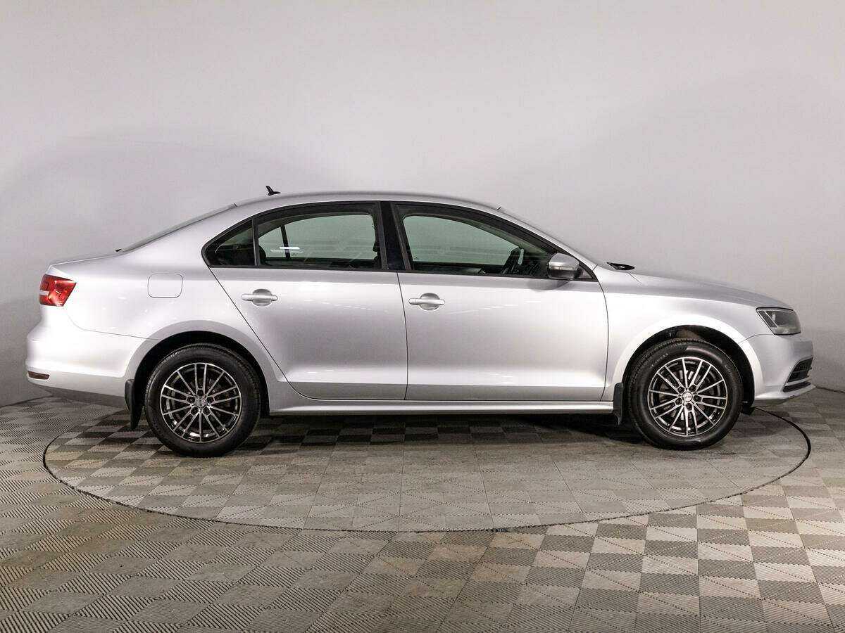 Купить Volkswagen Jetta, 2015, 65 320 км, фото №4