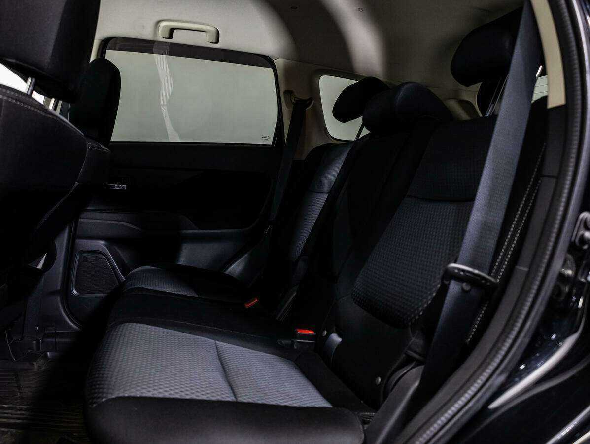 Купить Mitsubishi Outlander, 2017, 85 340 км, фото №8
