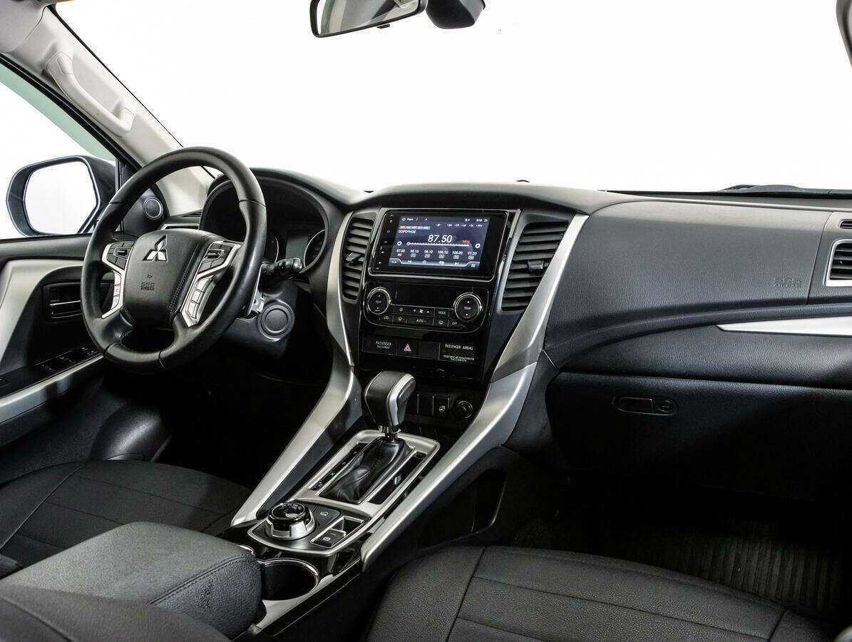 Купить Mitsubishi Pajero Sport, 2017, 96 505 км, фото №9
