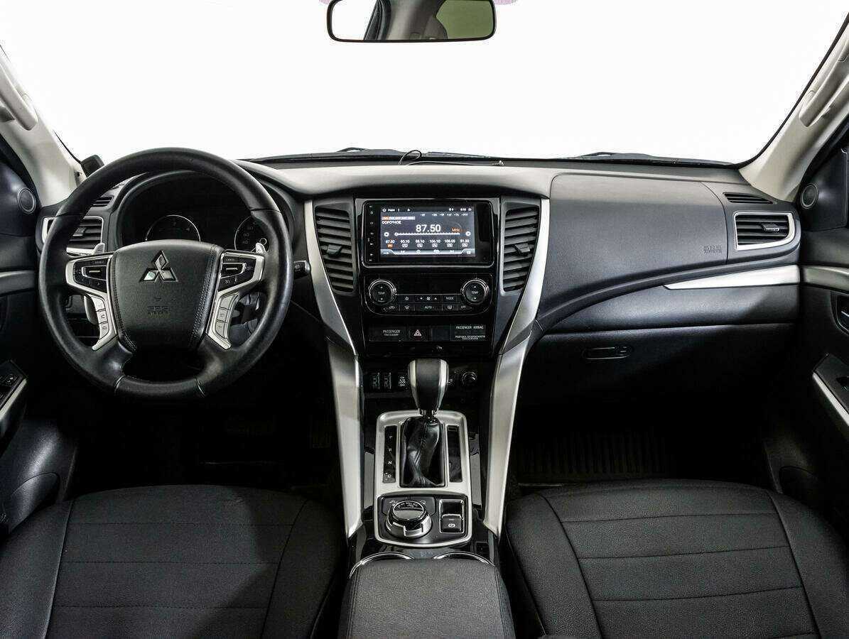 Купить Mitsubishi Pajero Sport, 2017, 96 505 км, фото №10