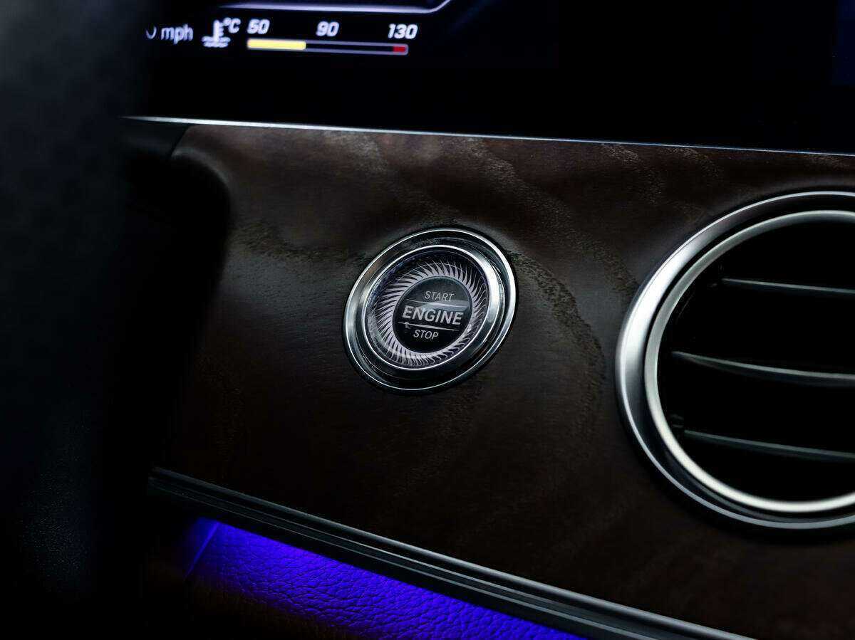 Купить Mercedes-Benz E-Класс 200, 2016, 103 500 км, фото №18