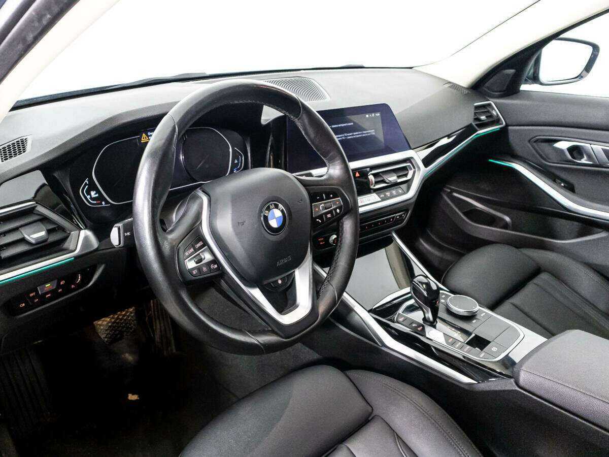 Купить BMW 3 серии 318d, 2020, 88 265 км, фото №11