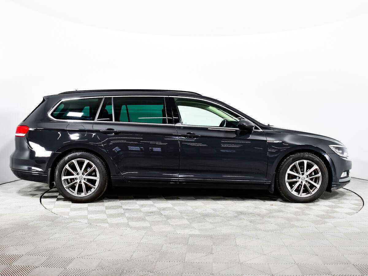 Купить Volkswagen Passat DSG7, 2018, 134 790 км, фото №4