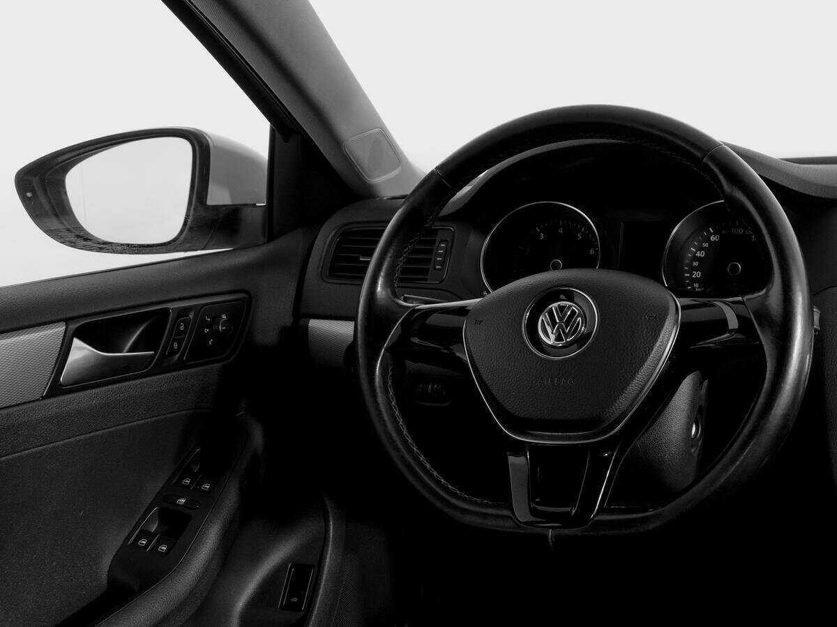 Купить Volkswagen Jetta, 2016, 130 001 км, фото №14