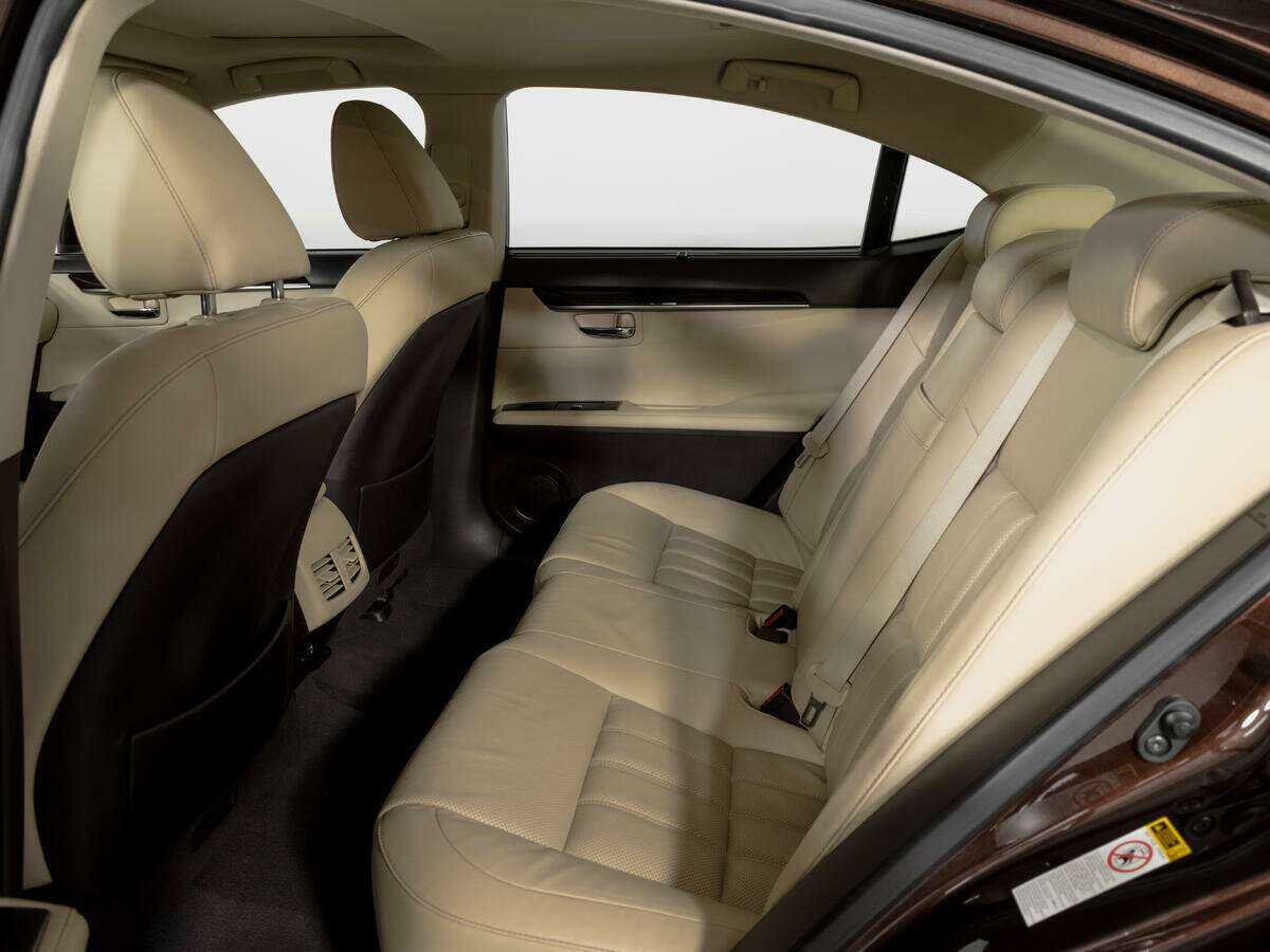 Купить Lexus ES 200, 2015, 106 438 км, фото №10