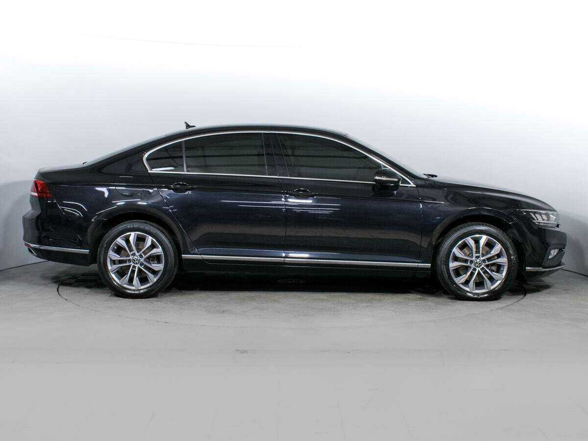 Купить Volkswagen Passat, 2021, 70 000 км, фото №4