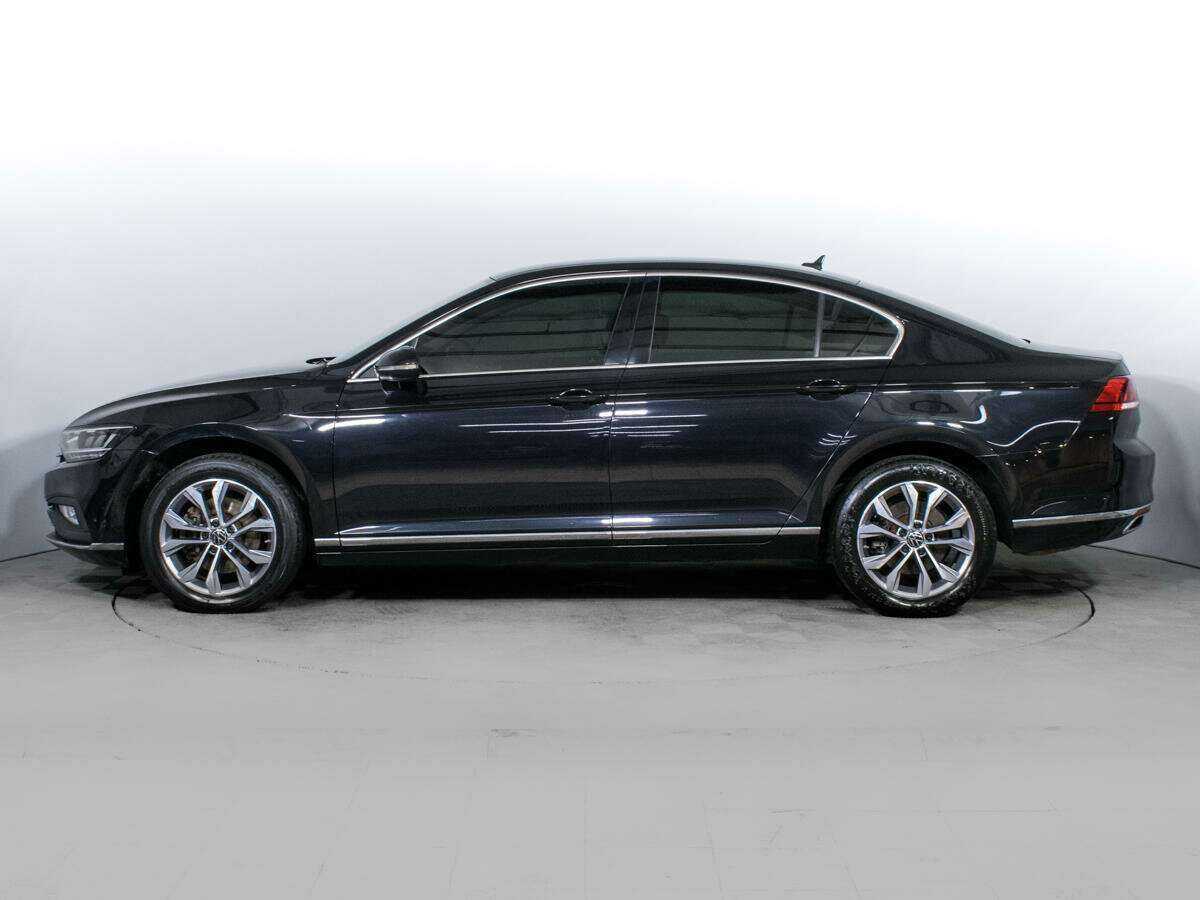 Купить Volkswagen Passat, 2021, 70 000 км, фото №8