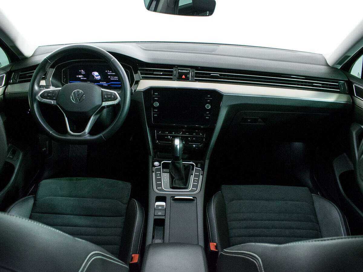 Купить Volkswagen Passat, 2021, 70 000 км, фото №11