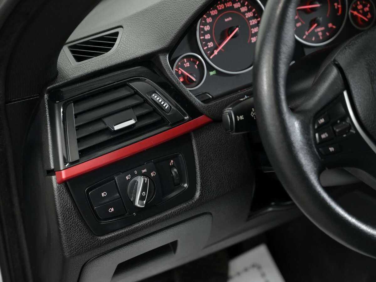 Купить BMW 3 серии Gran Turismo 320i xDrive, 2015, 109 000 км, фото №13