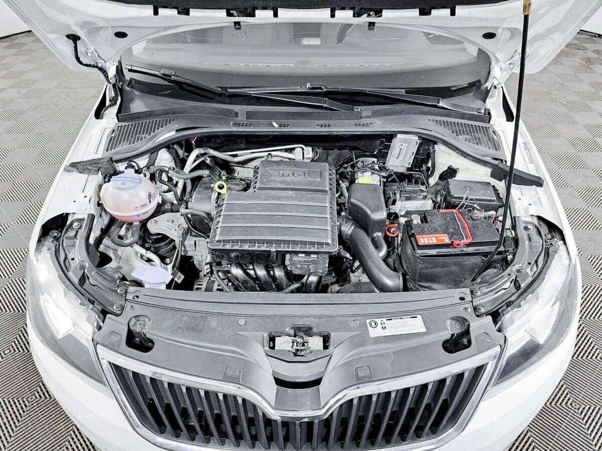 Купить Skoda Rapid, 2017, 210 000 км, фото №9