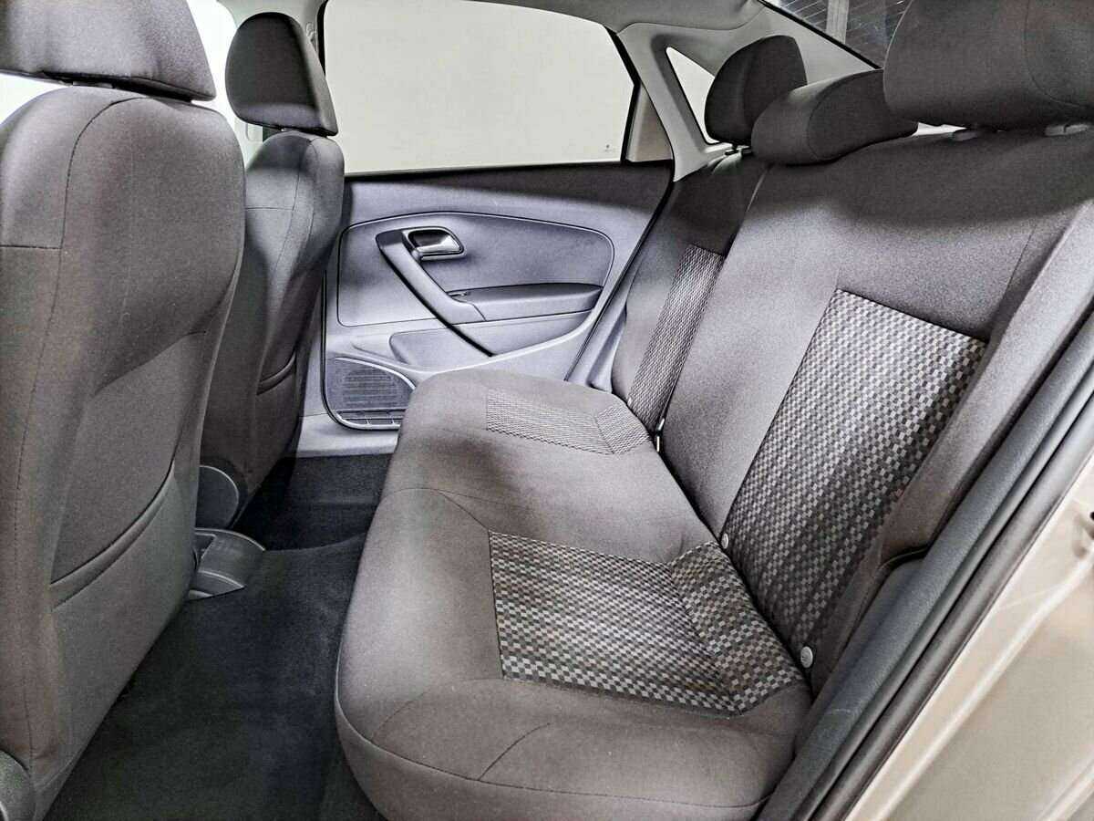 Купить Volkswagen Polo, 2018, 95 000 км, фото №9