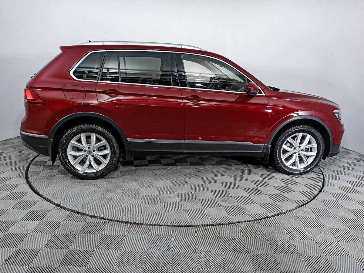 Купить Volkswagen Tiguan, 2017, 119 011 км, фото №4