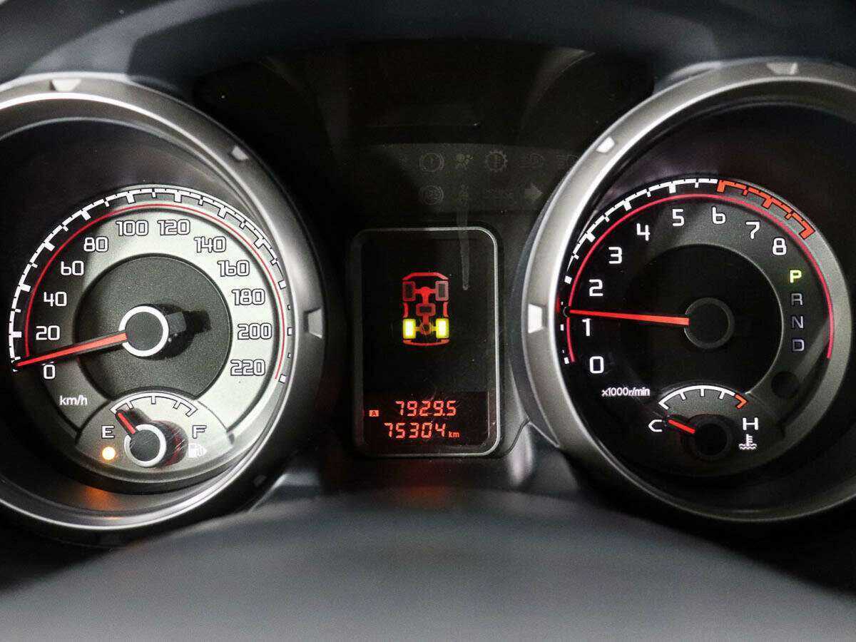 Купить Mitsubishi Pajero, 2015, 75 250 км, фото №7