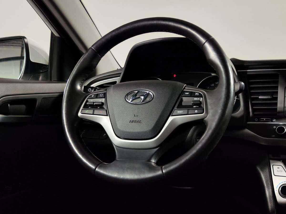 Купить Hyundai Elantra, 2016, 118 000 км, фото №12