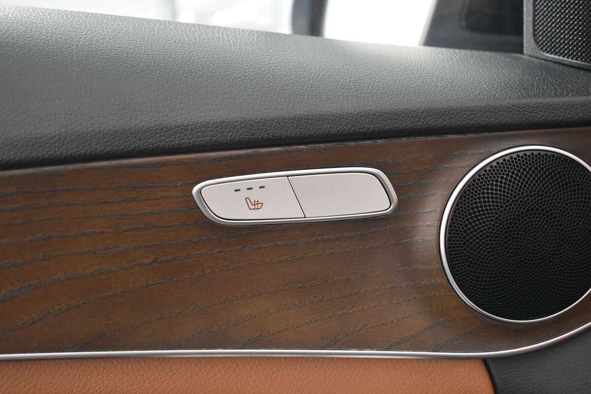 Купить Mercedes-Benz C-Класс 180, 2018, 58 116 км, фото №9