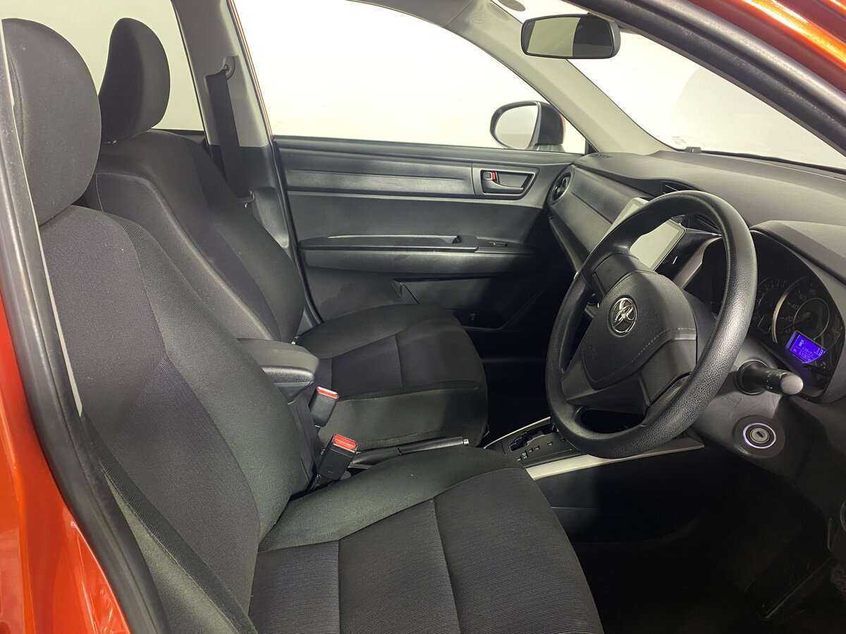 Купить Toyota Corolla Fielder, 2019, 61 070 км, фото №9