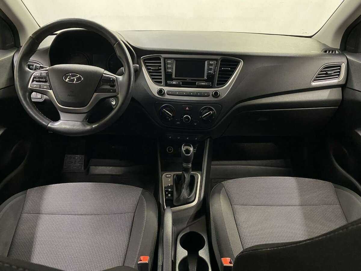 Купить Hyundai Solaris, 2018, 77 668 км, фото №7