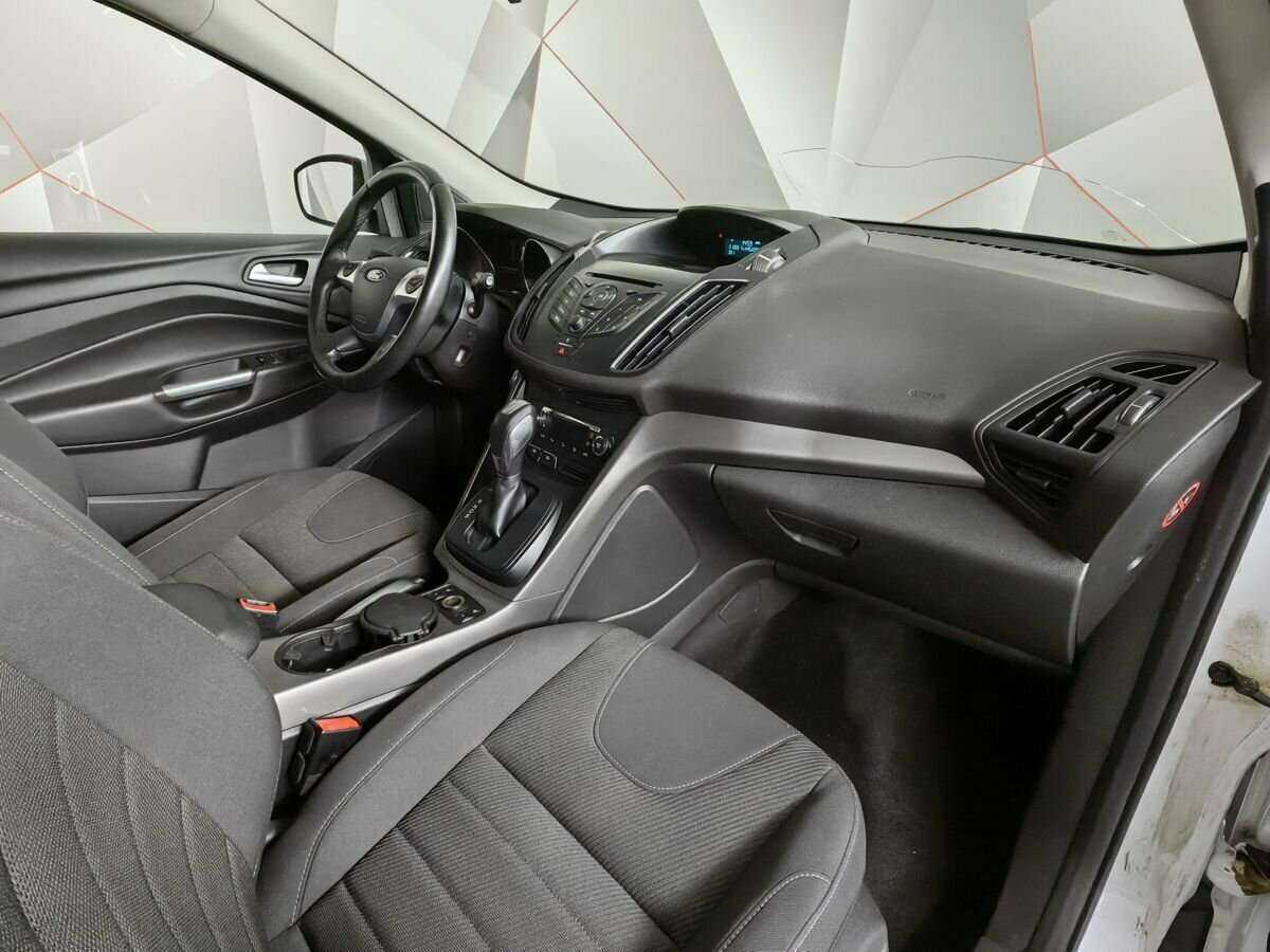 Купить Ford Kuga, 2015, 81 911 км, фото №8