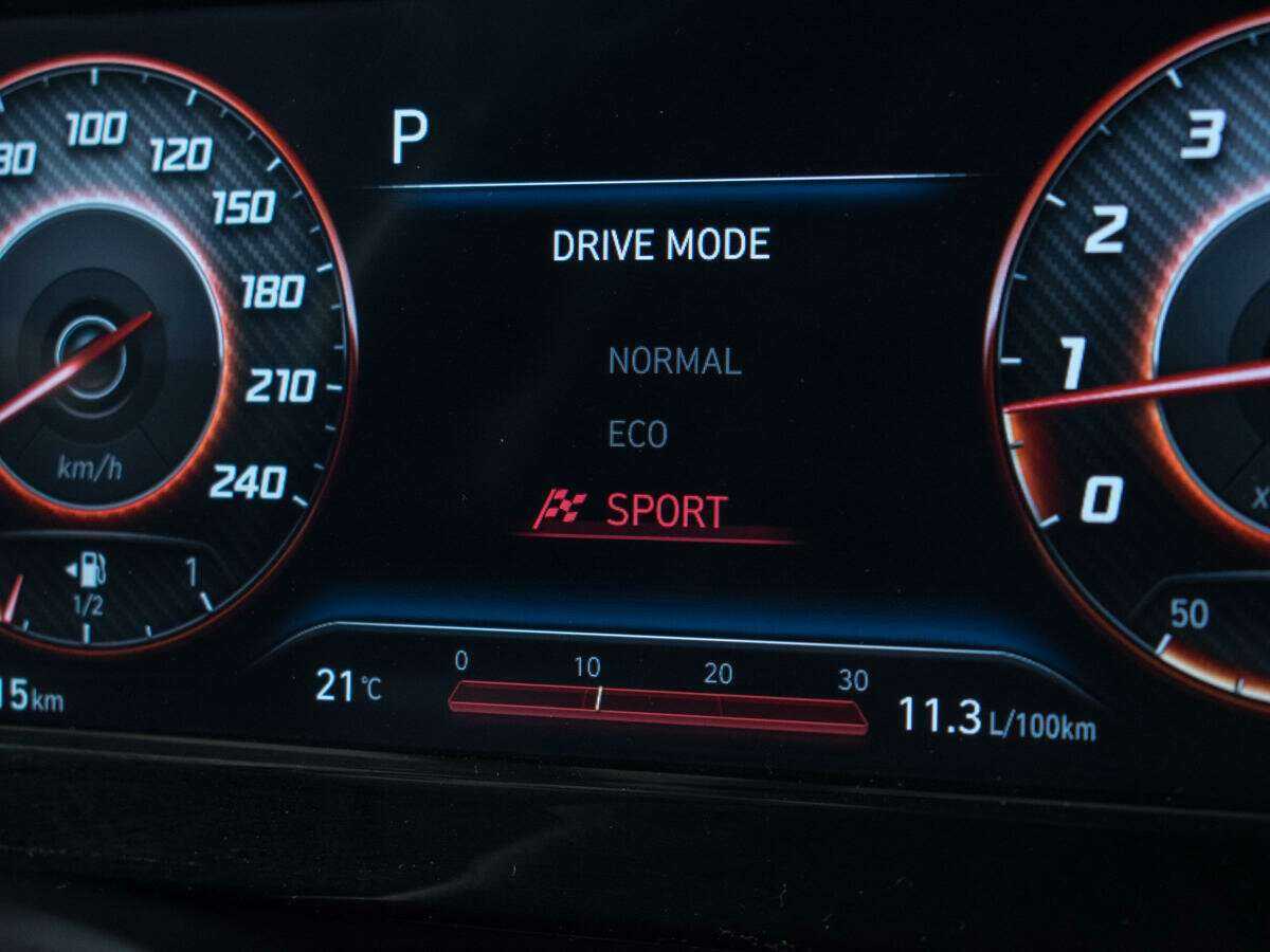 Купить Hyundai Elantra, 2023, 8 327 км, фото №15