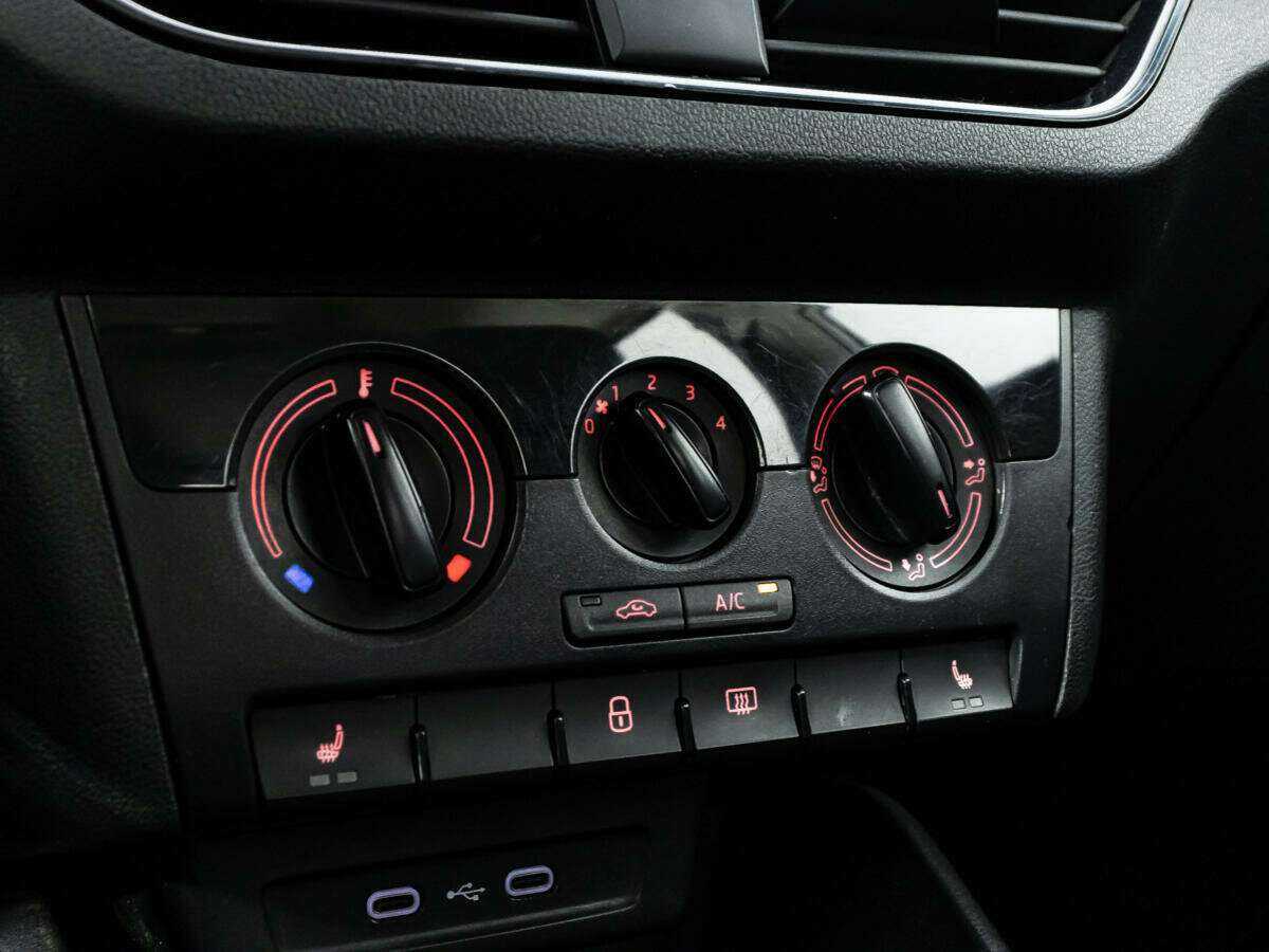 Купить Volkswagen Polo, 2021, 132 431 км, фото №14