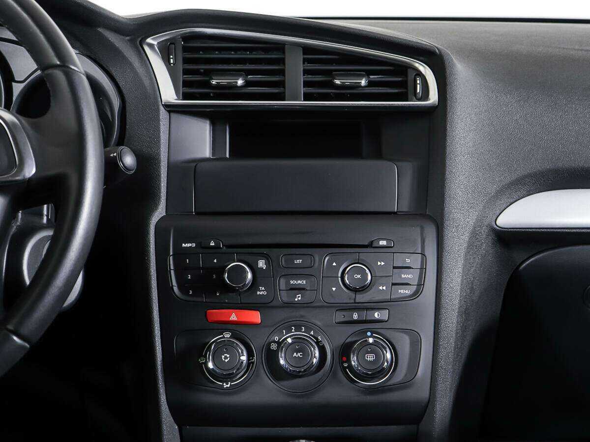 Купить Citroen C4, 2015, 73 237 км, фото №12