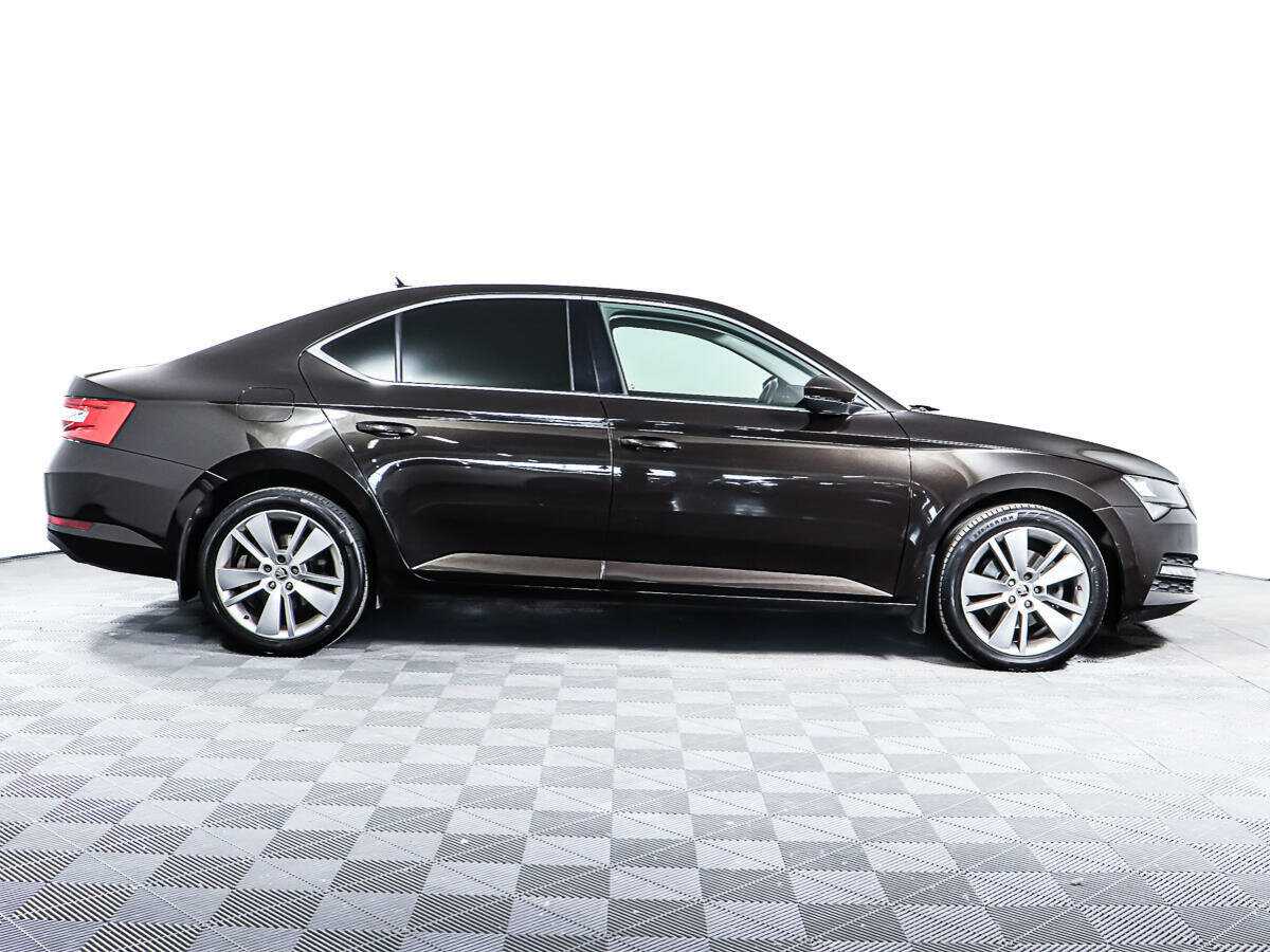 Купить Skoda Superb, 2021, 71 741 км, фото №4