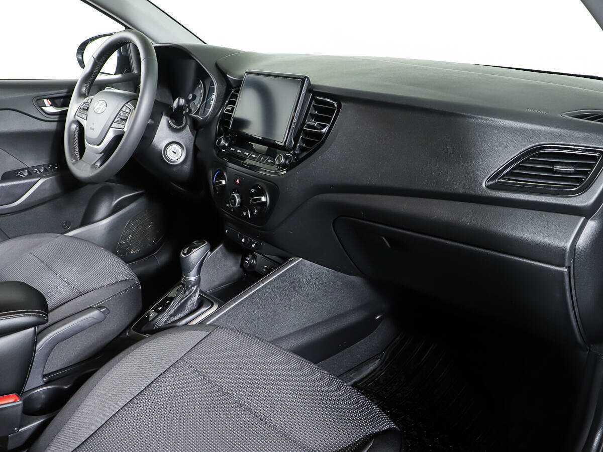 Купить Hyundai Solaris, 2021, 52 326 км, фото №9